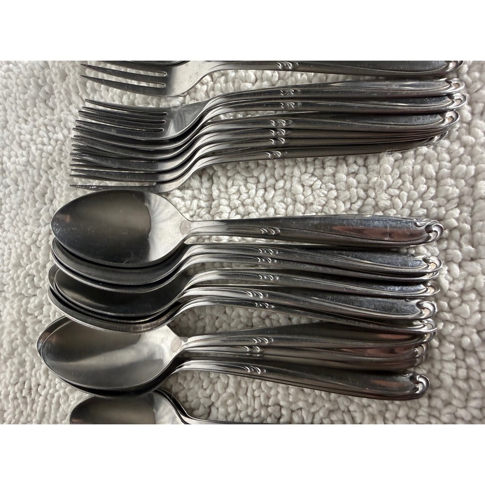Simeon L. & George H. Rogers Co Stainless Flatware Enchantment‎ Set 77pc - Picture 4 of 11